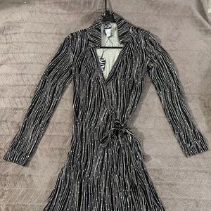 DIANE VON FURSTENBERG JEANNE WRAP DRESS